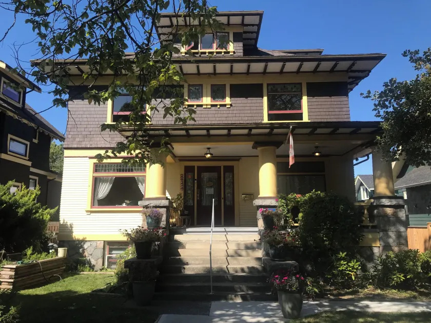 Windsor Guest House - Image 1