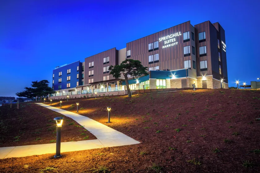 SpringHill Suites by Marriott The Dunes On Monterey Bay - Image 1