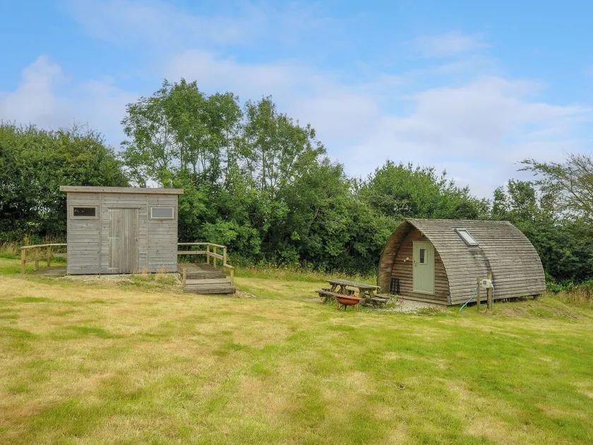Bull Shed @ Penbugle Organic Farm - Image 1
