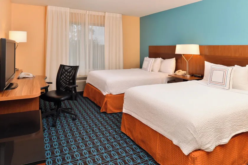 Fairfield Inn & Suites Cleveland Avon - Image 1