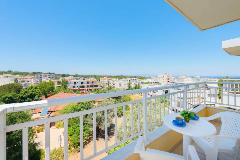 Yiannis Apartments - Image 1