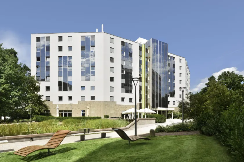 NOVINA HOTEL Südwestpark - Image 1