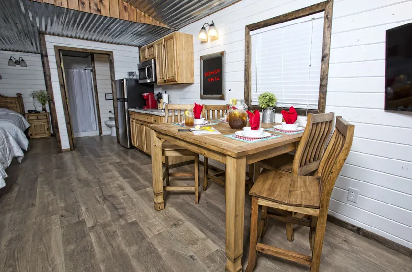 Stateline Cabin - Image 1