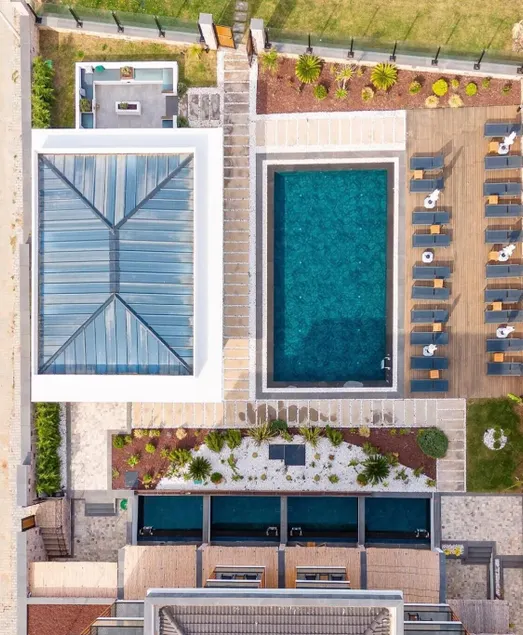 Leone Cunda Edition Otel - Image 1