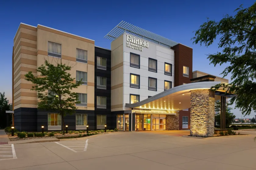 Fairfield Inn & Suites by Marriott Waterloo Cedar Falls - Image 1