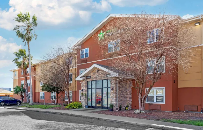 Extended Stay America Suites - Corpus Christi - Staples - Image 1