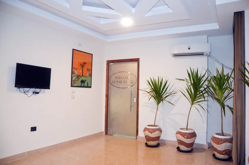 PYRAMIDS guest house - Image 1