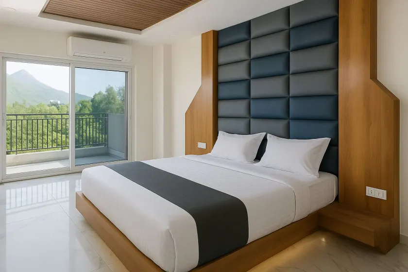 Hotel KARDHAR INN - Image 1