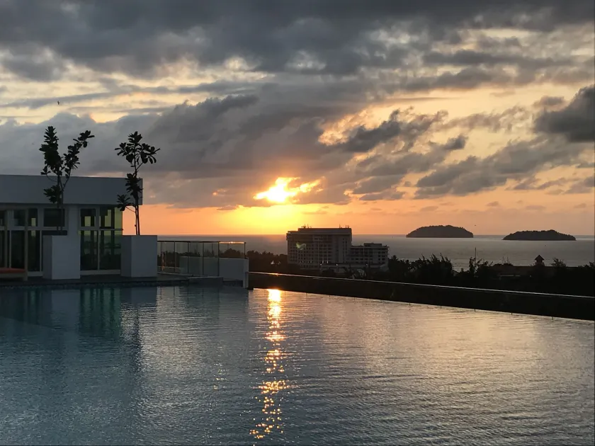 Sunset Seaview Vacation Condos Infinity Avenue - Image 1