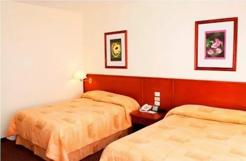 Hotel Marcella Clase Ejecutiva - Image 1