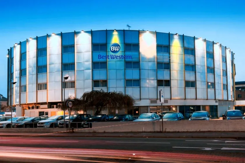 Best Western London Heathrow Ariel Hotel - Image 1