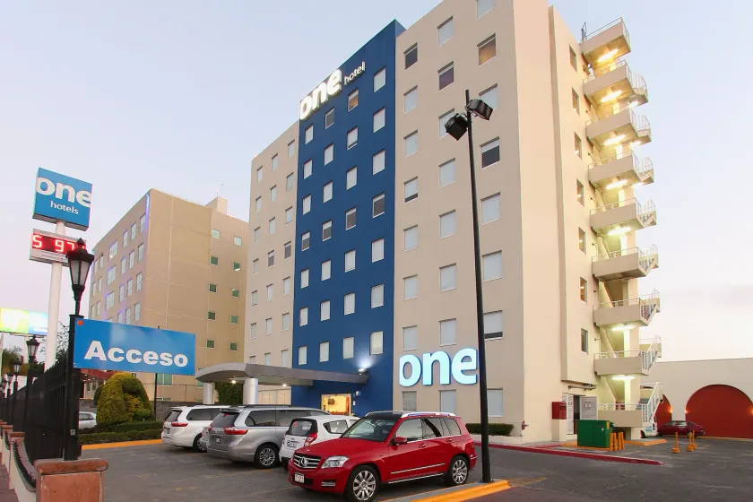One Queretaro Plaza Galerias - Image 1