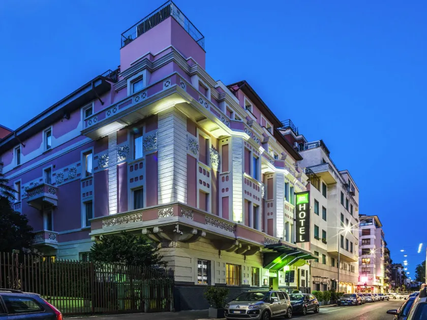 Ibis Styles Milano Centro - Image 1