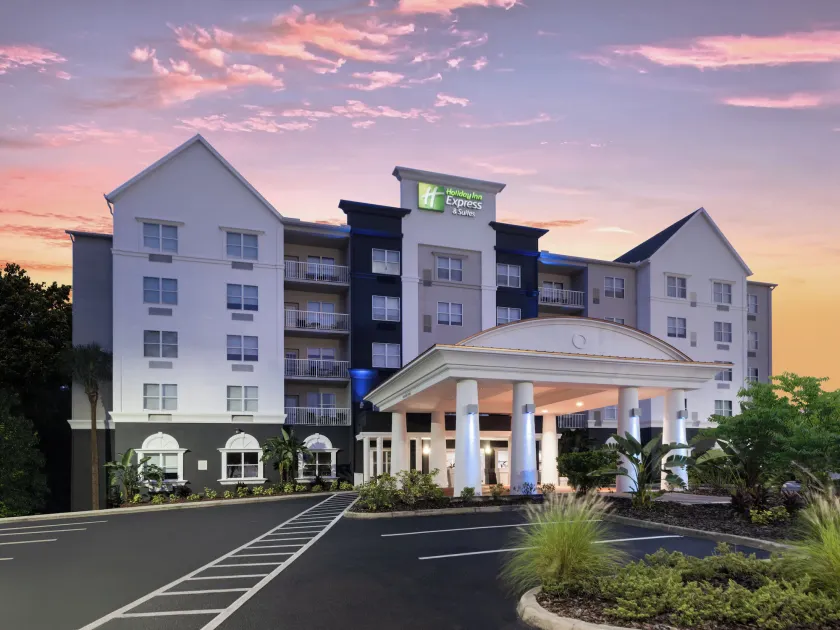 Holiday Inn Express & Suites Lakeland North I-4 by IHG - Image 1