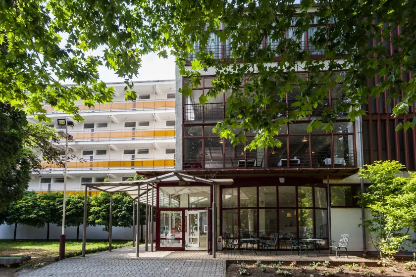 CE Napfény Hotel - Image 1