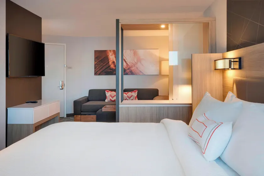 SpringHill Suites by Marriott Hampton Portsmouth - Image 1