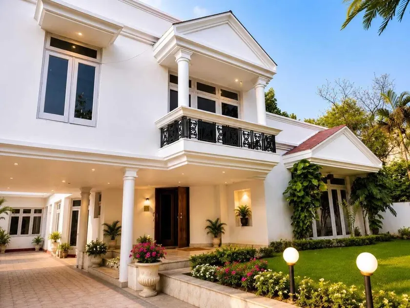 Regalia Home Sapphire Stay - Image 1