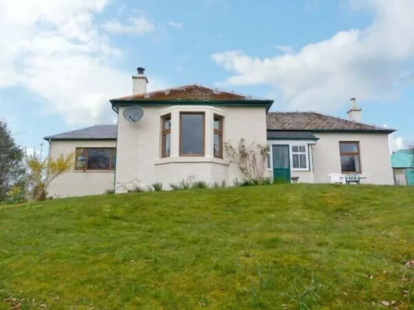 Laxdale Cottage - Image 1