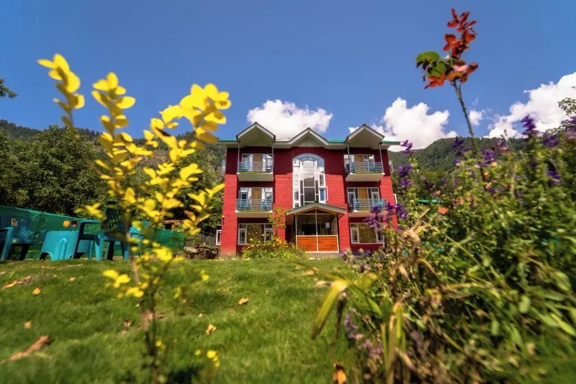 Hotel Gulsar pahalgam  - Image 1