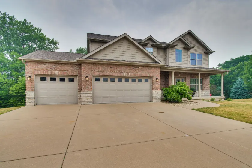 Prime Peoria Retreat w/ Deck & Fireplace! - Image 1