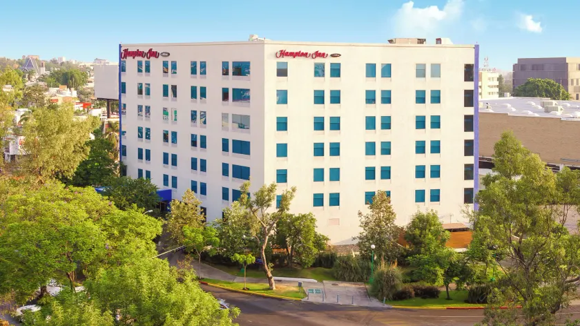 Hampton Inn by Hilton Guadalajara/Expo - Image 1