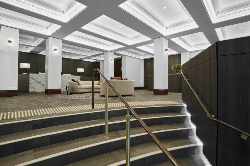 Rendezvous Hotel Melbourne - Interior entrance