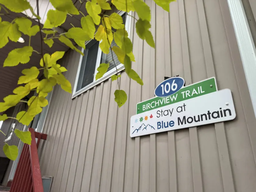 Mountain Views, Steps to BM Village, Hot Tub, BBQ. - Image 1
