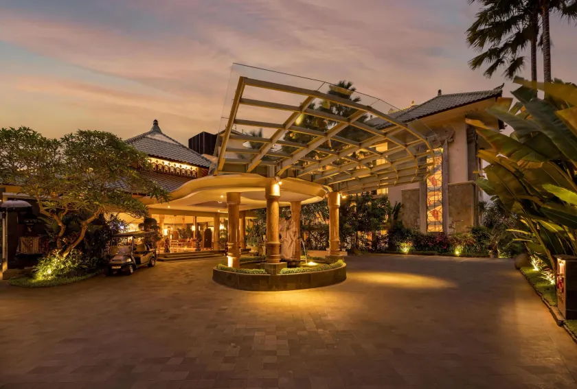 SereS Springs Resort & Spa, Singakerta - Image 1