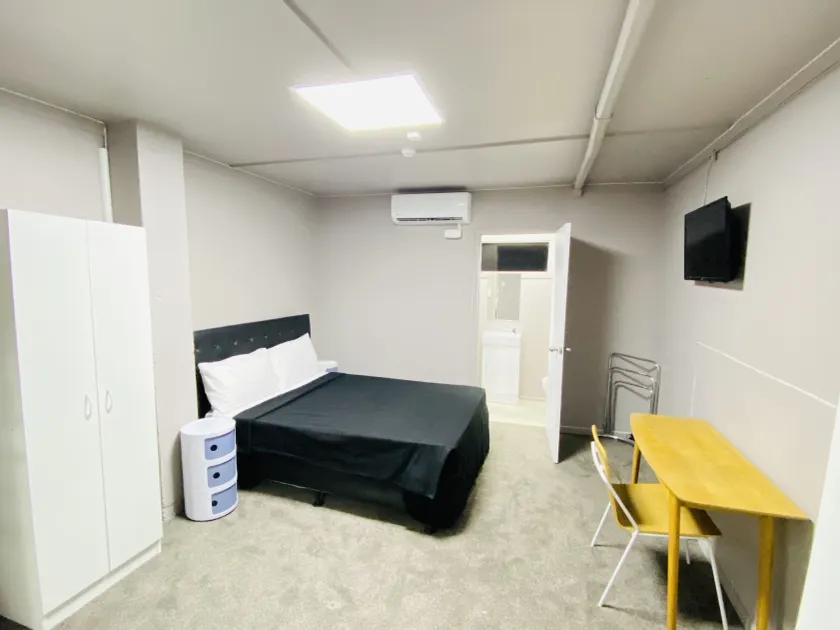 HIT Hostel - Image 1