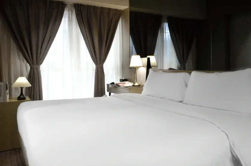 Eco Tree Hotel Causeway Bay - Image 1