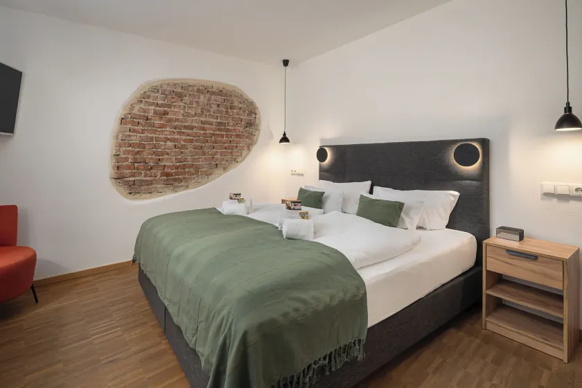 dreamcation Altstadthotel - Mikro Apartments mit Küche & Self Check-In - Image 1