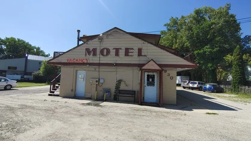 Bob's Woodstock Motel - Image 1