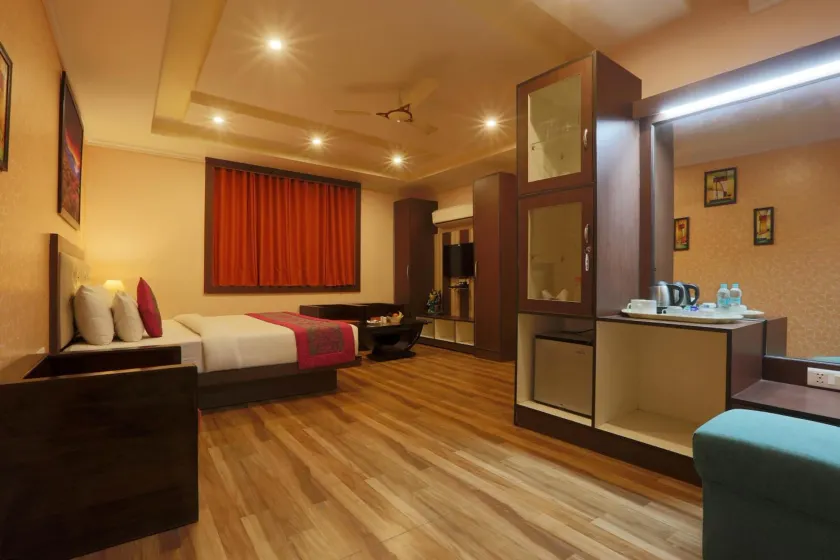 Hotel Castle Blue Delhi Airport T3 - Image 1