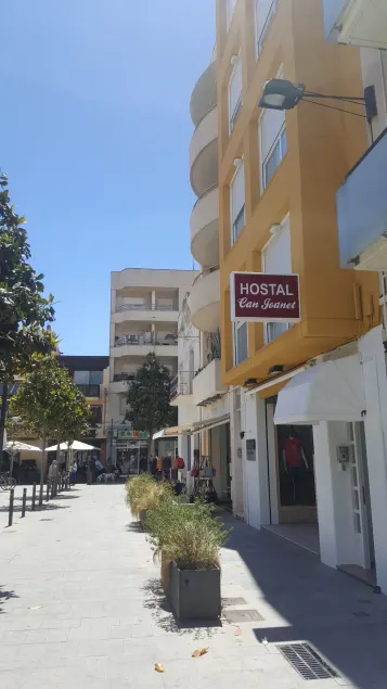 Hostal Can Joanet - Image 1