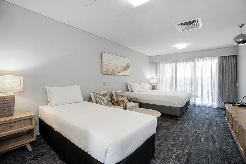 City Golf Club Motel - Image 1