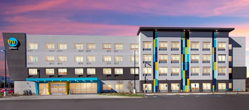 Tru by Hilton Lexington, VA - Image 1