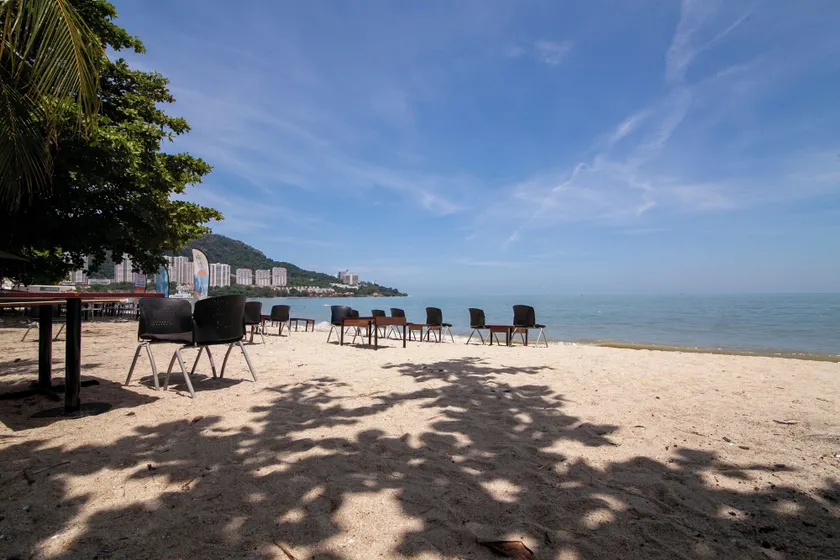 Rainbow Paradise with Beach in Tanjung Bungah - Image 1