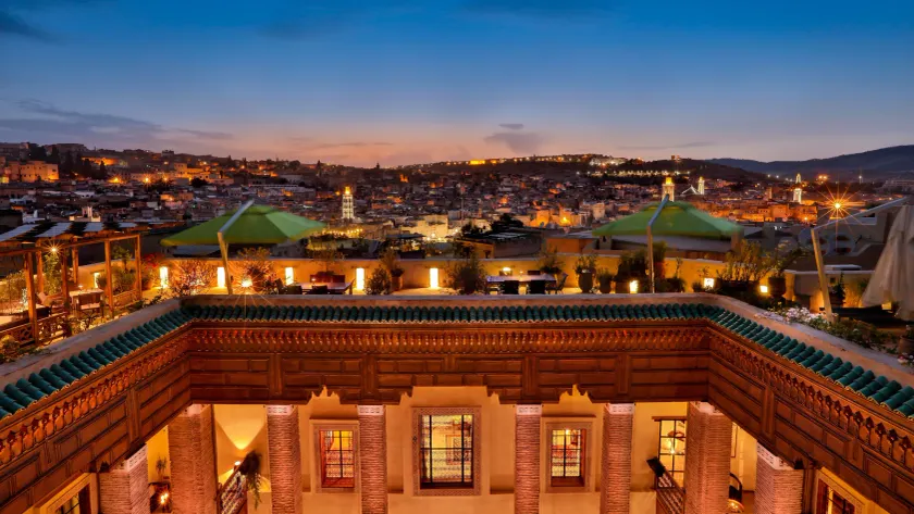 Karawan Riad - Image 1