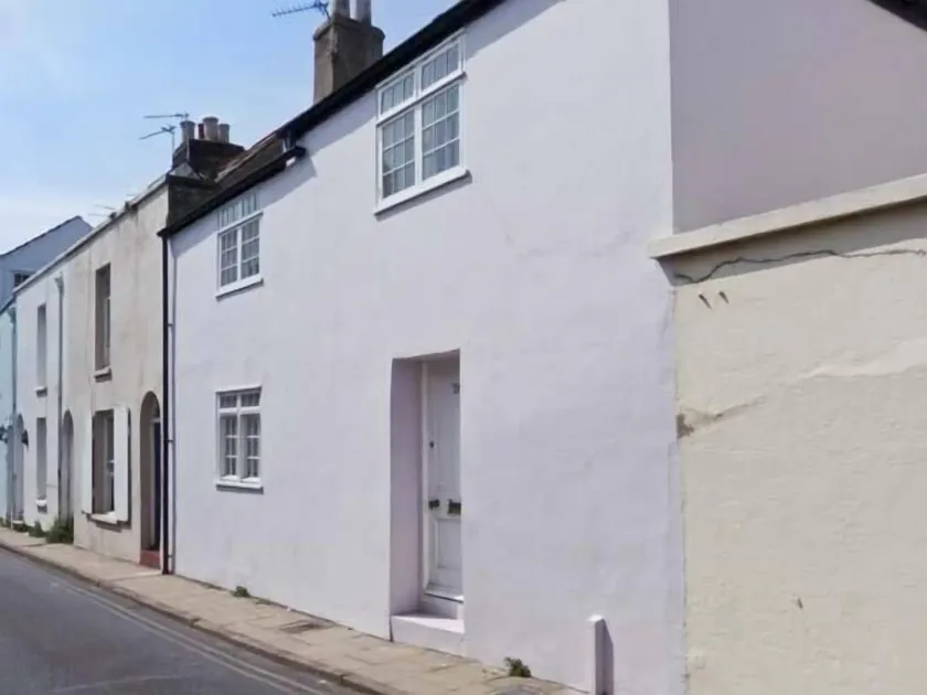 Seashell Cottage - Image 1