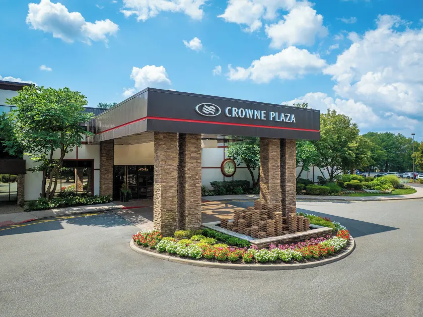 Crowne Plaza Suffern-Mahwah by IHG - Image 1