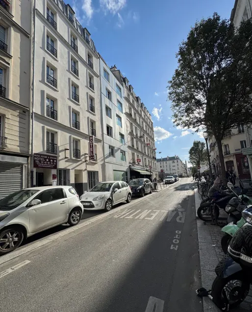 Paris Rooms & Dreams Hotel - Image 1