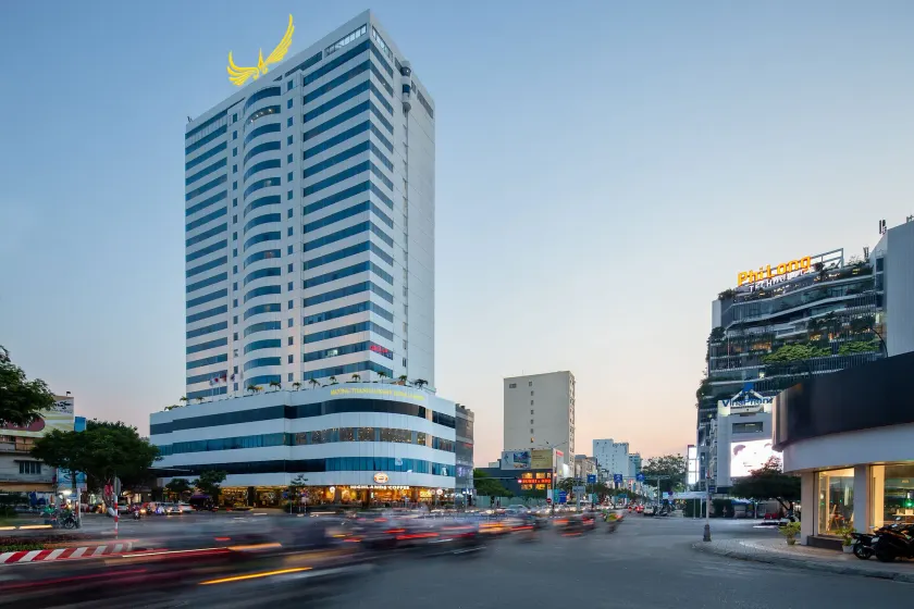 Muong Thanh Luxury Song Han Hotel - Image 1