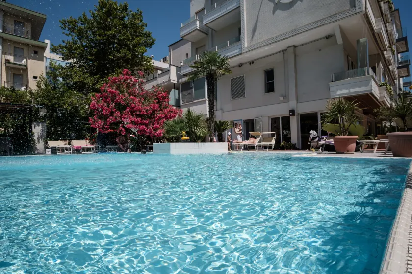 SI Rimini Hotel - Image 1
