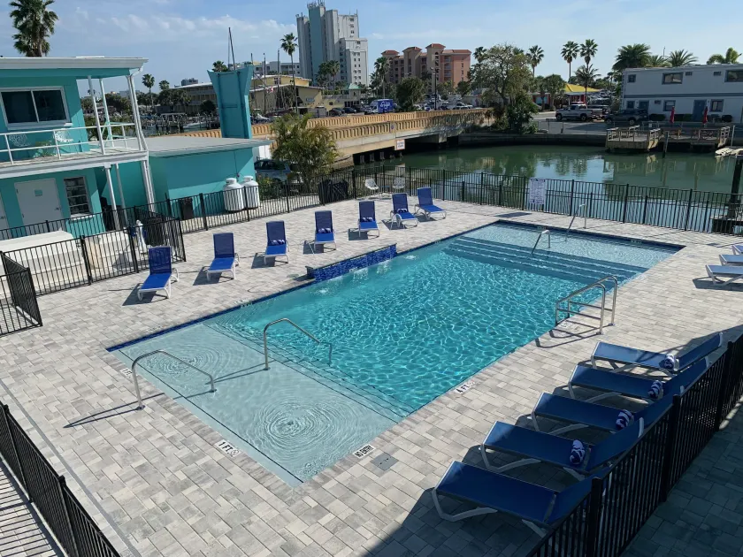 Sea Jay Motel and Marina - Image 1