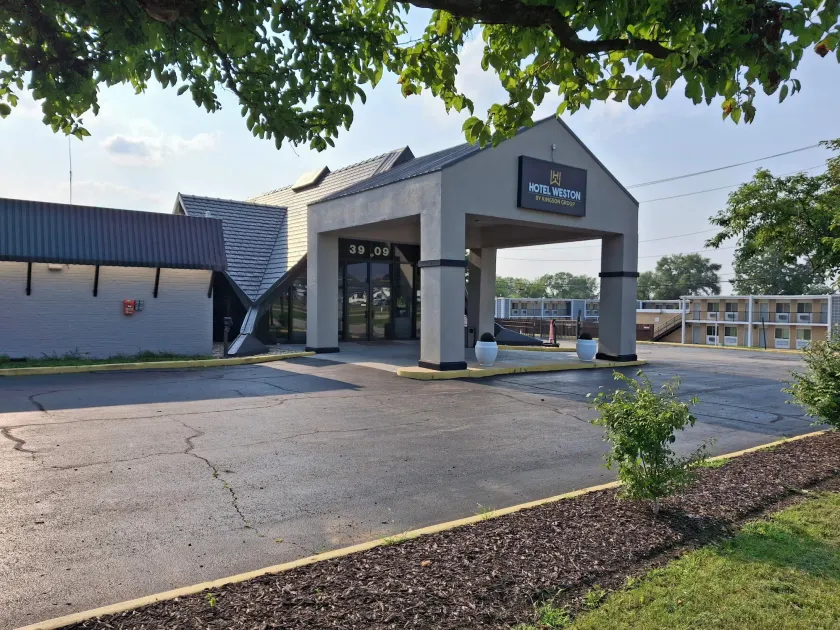 Hotel Weston - Image 1