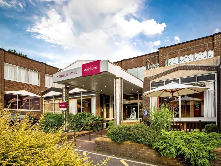 Mercure Norwich Hotel - Image 1