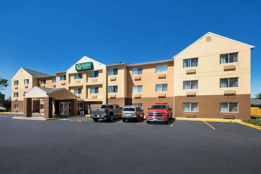 Quality Inn & Suites Bozeman - Image 1