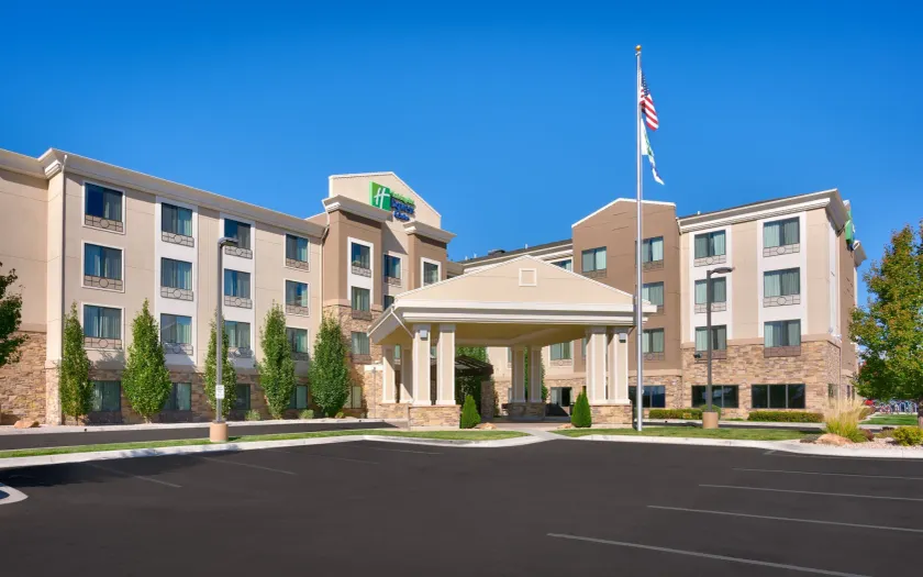 Holiday Inn Express & Suites Orem-North Provo - Image 1