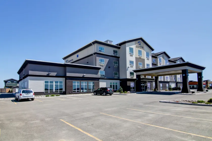 Canalta Hotel Martensville - Image 1