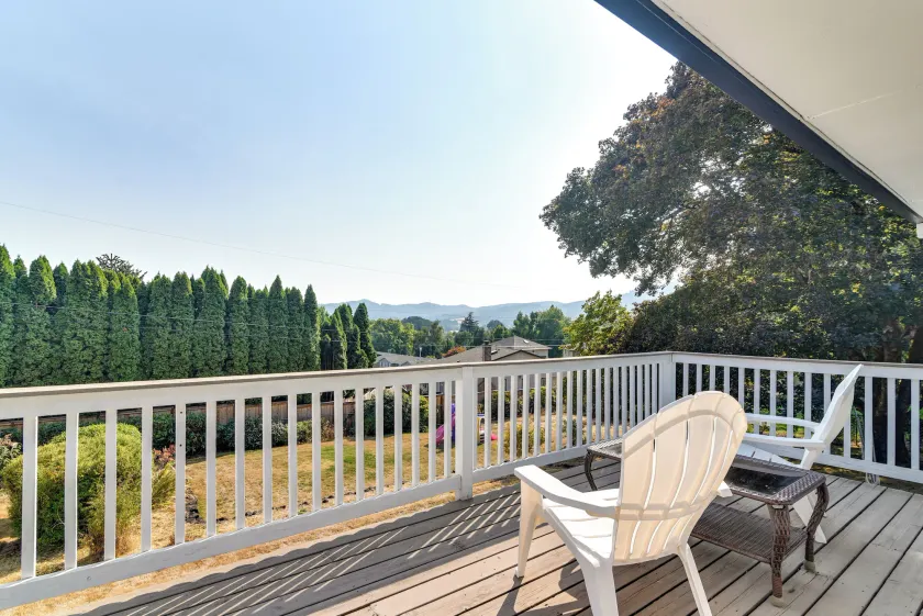 Serene Forest Grove Home w/ Deck & Stunning Views! - Image 1